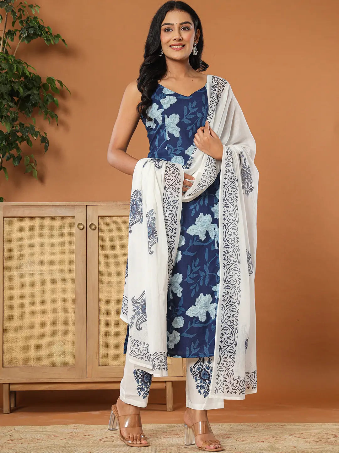 Yufta Cotton Strappy Block Print Kurta Dupatta Set