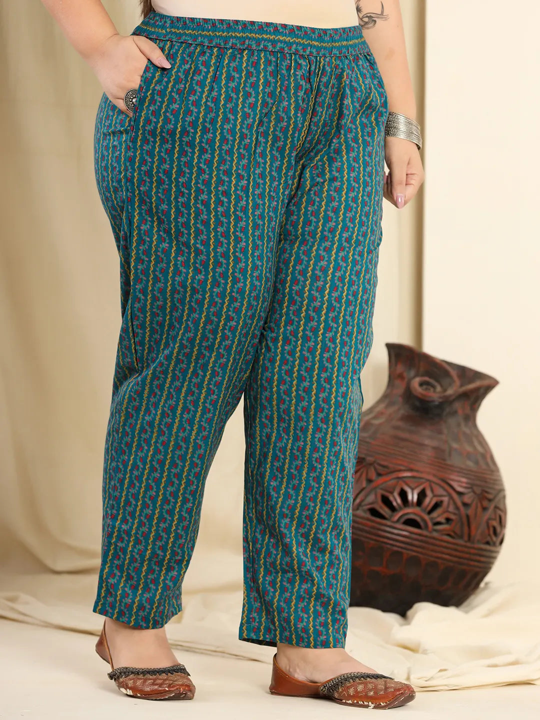 Yufta Navy Blue Pure Cotton Sequins_Work Kurta Dupatta Pant Set With Handwork