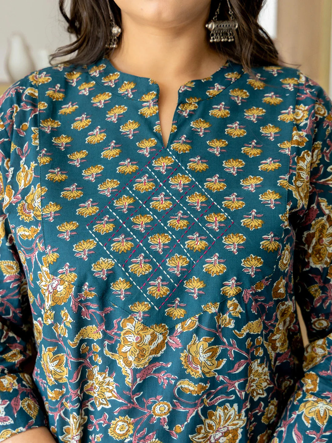 Yufta Pure Cotton Teal Green Kurta Dupatta Pant Set With Handwork