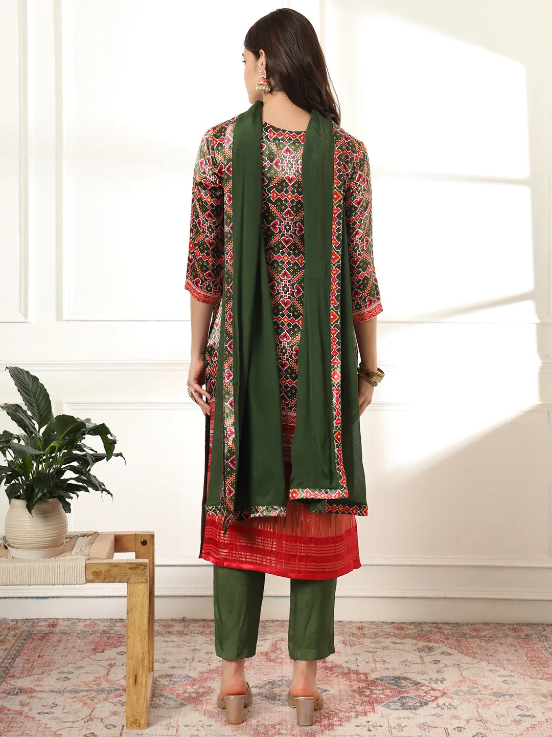 Yufta Green Gajji Silk Ethnic Motifs Kurta Dupatta Pant Set