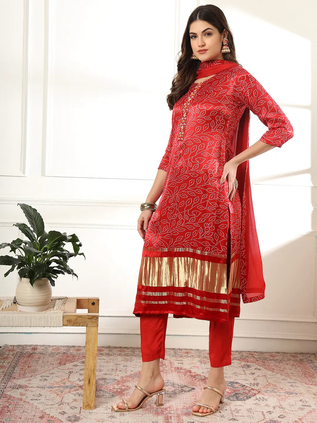 Yufta Maroon Gajji Silk Bandhani embroidered Kurta with Trousers with dupatta Set - Distacart