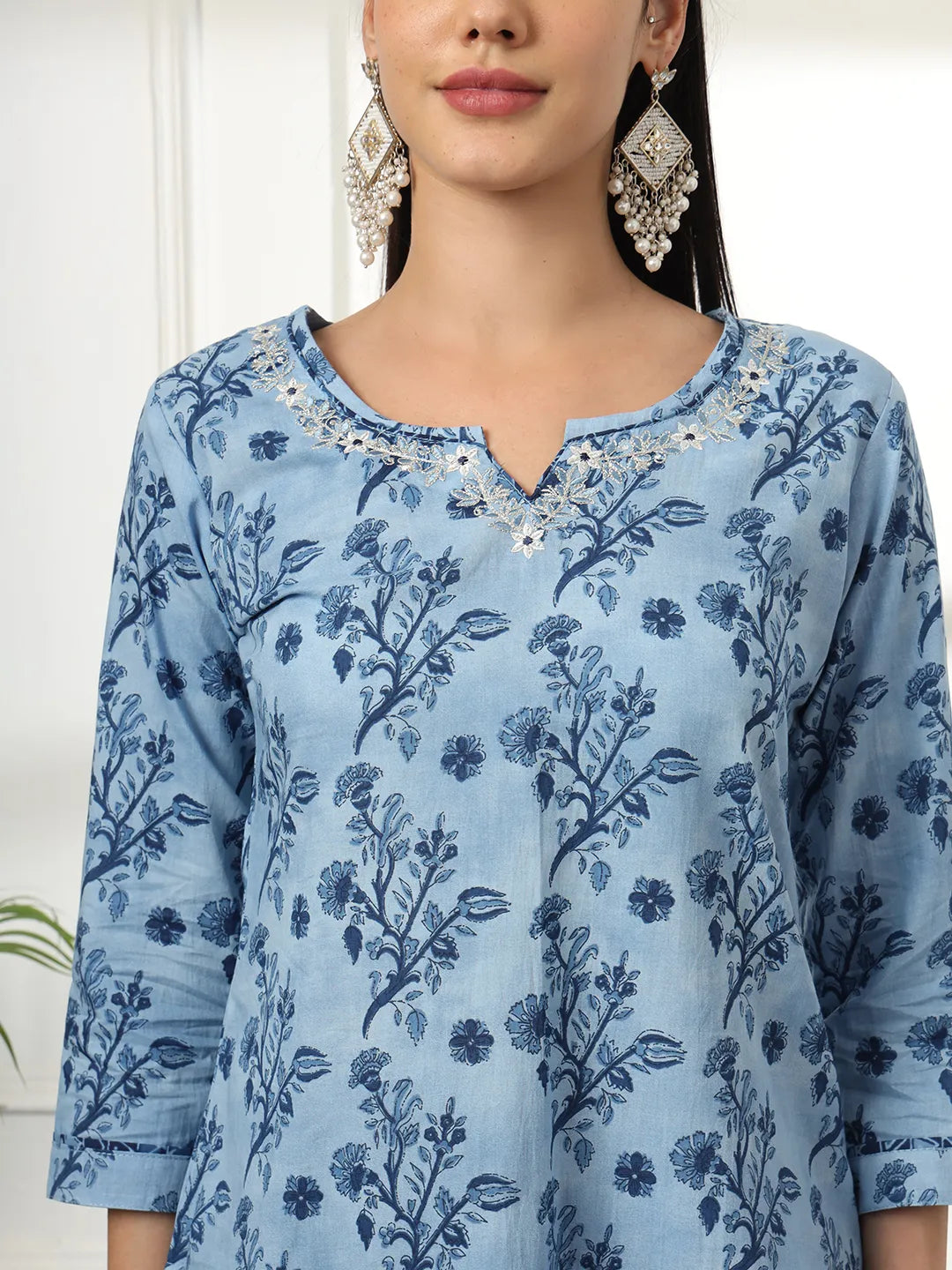 Yufta Cotton Blue Kurta Dupatta Pant Set - Distacart