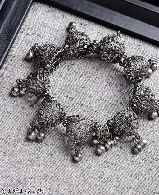 Tehzeeb Creations Women's Traditional Silver Colour Oxidised Bangle
