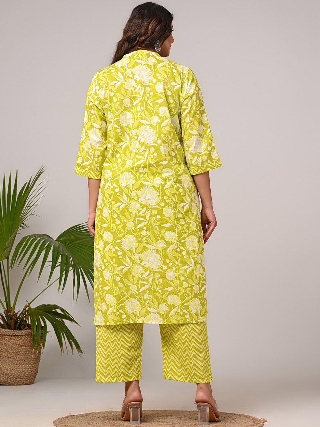 Swasti Women Floral Printed Regular Sequinned Pure Cotton Kurta with Trousers & With Dupatta - Distacart