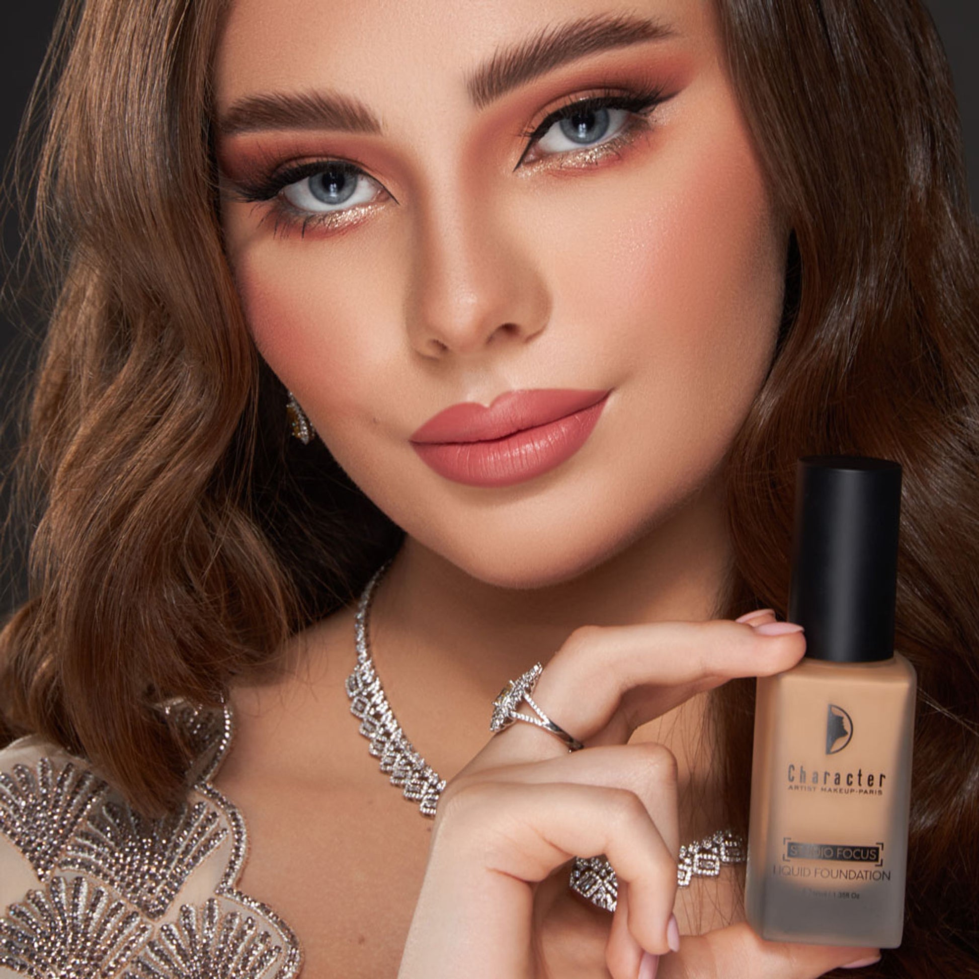 Character Studio Focus Liquid Foundation - Pif001 - Distacart
