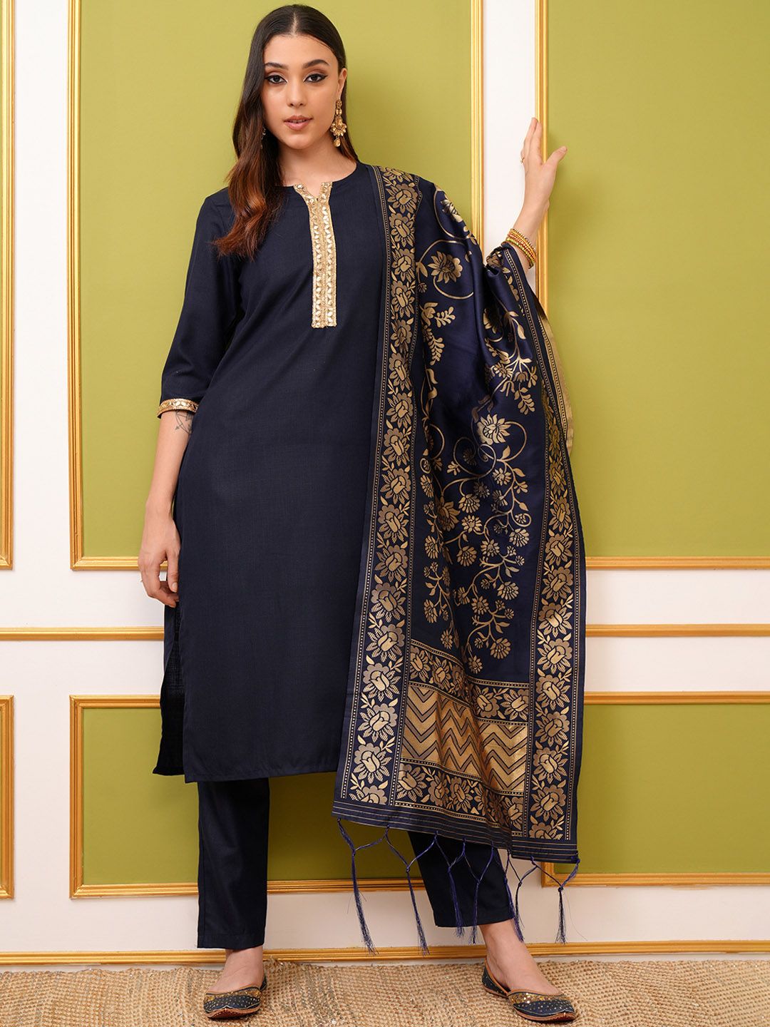 Vishudh Navy Blue & Gold Toned Round Neck Regular Kurta with Trousers & With Dupatta - Distacart