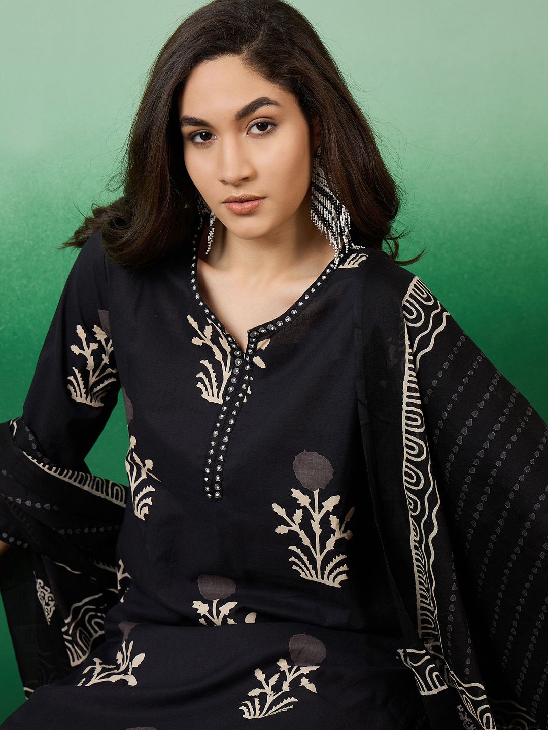 Sangria Notch Neck Printed Pure Cotton Kurta With Trousers & Dupatta - Distacart