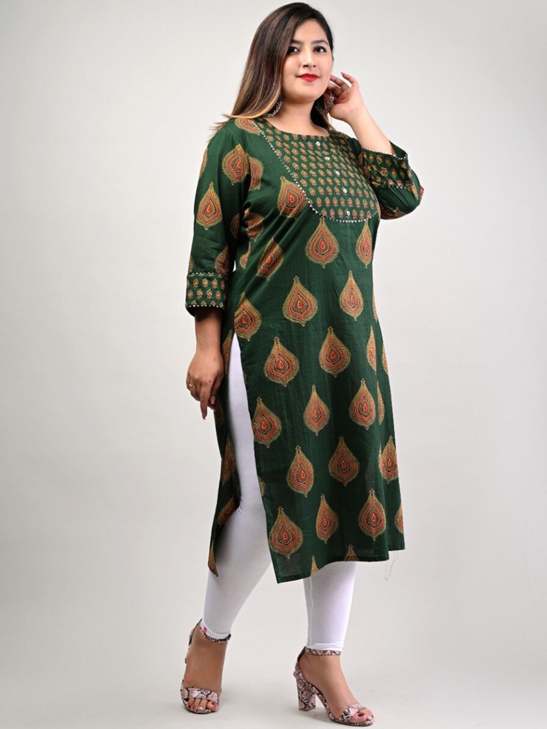 Swasti Women Plus Size Green Geometric Printed Floral Cotton Kurta