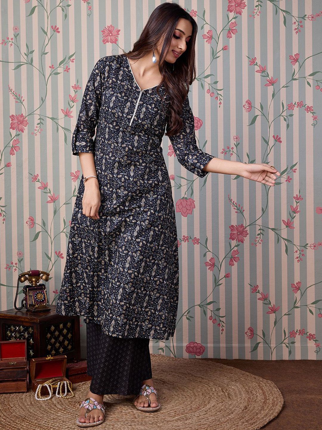Ode by House of Pataudi Floral Printed Regular Pure Cotton A-Line Kurta With Trousers - Distacart