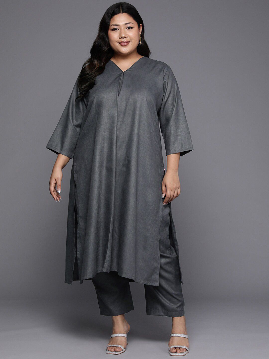 Sztori Long Sleeves V-Neck Cotton Regular Kurta with Trousers - Distacart
