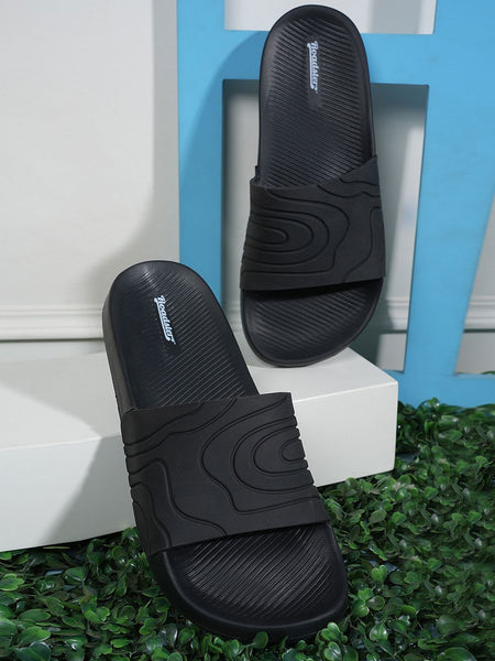 Roadster The Lifestyle Co. Men Black Printed Sliders