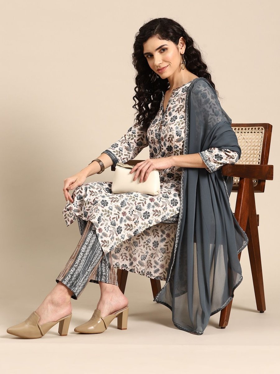 Anouk Women Floral Printed Regular Kurta with Trousers & With Dupatta - Distacart