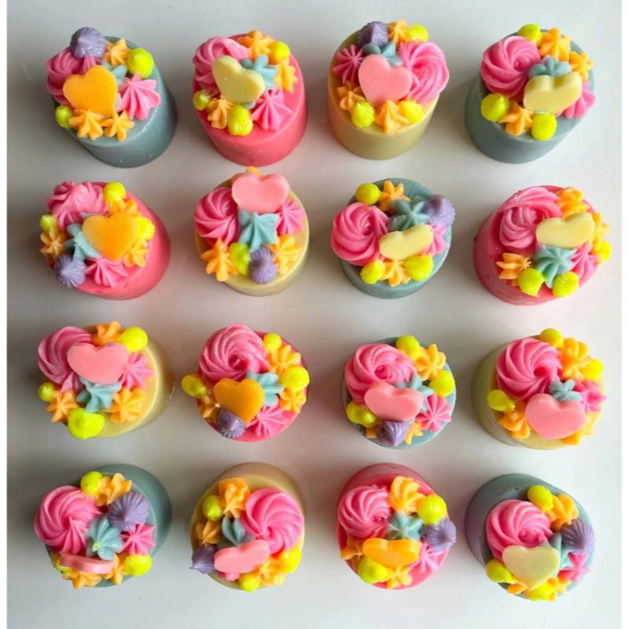 The Sass Bar Little Mini Hearts Tart - Distacart