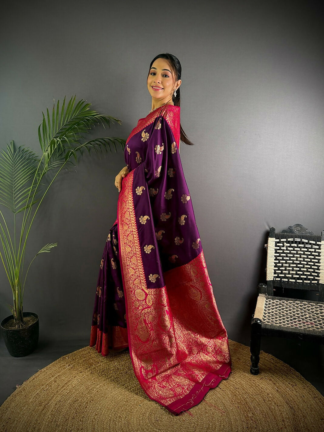 Joban Fashion Banarasi Purple Woven Butti Soft Silk Saree