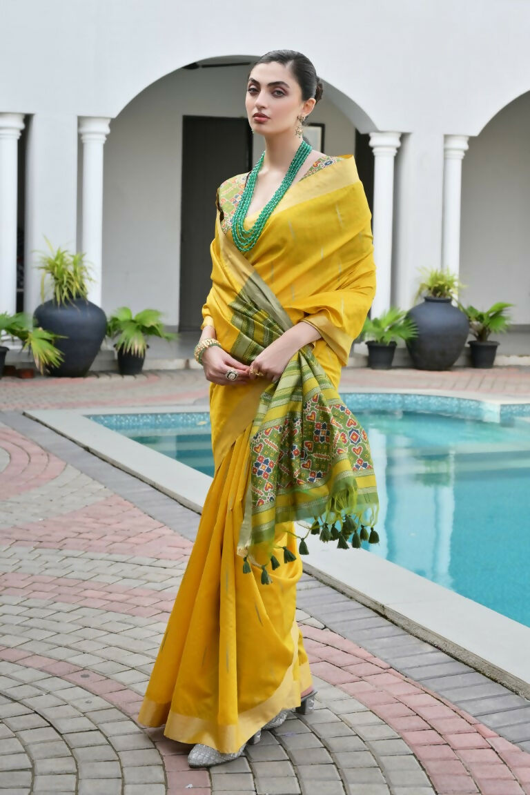 Vishnu Weaves Women's Yellow Raw Silk Patola Zari Woven Saree with Blouse