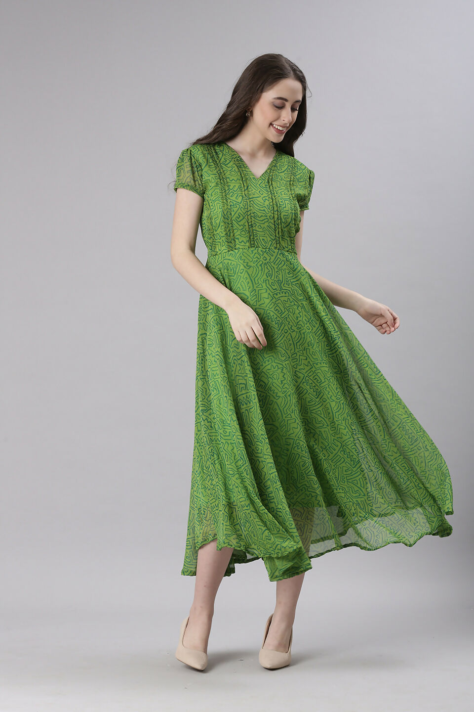 Souchii Green Printed Midi Dress – Flowy Fit & Flare