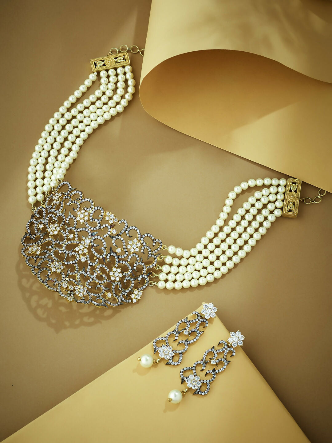 Nuyug 22K Gold-Plated Cubic Zirconia Studded & Pearl Beaded Necklace Set