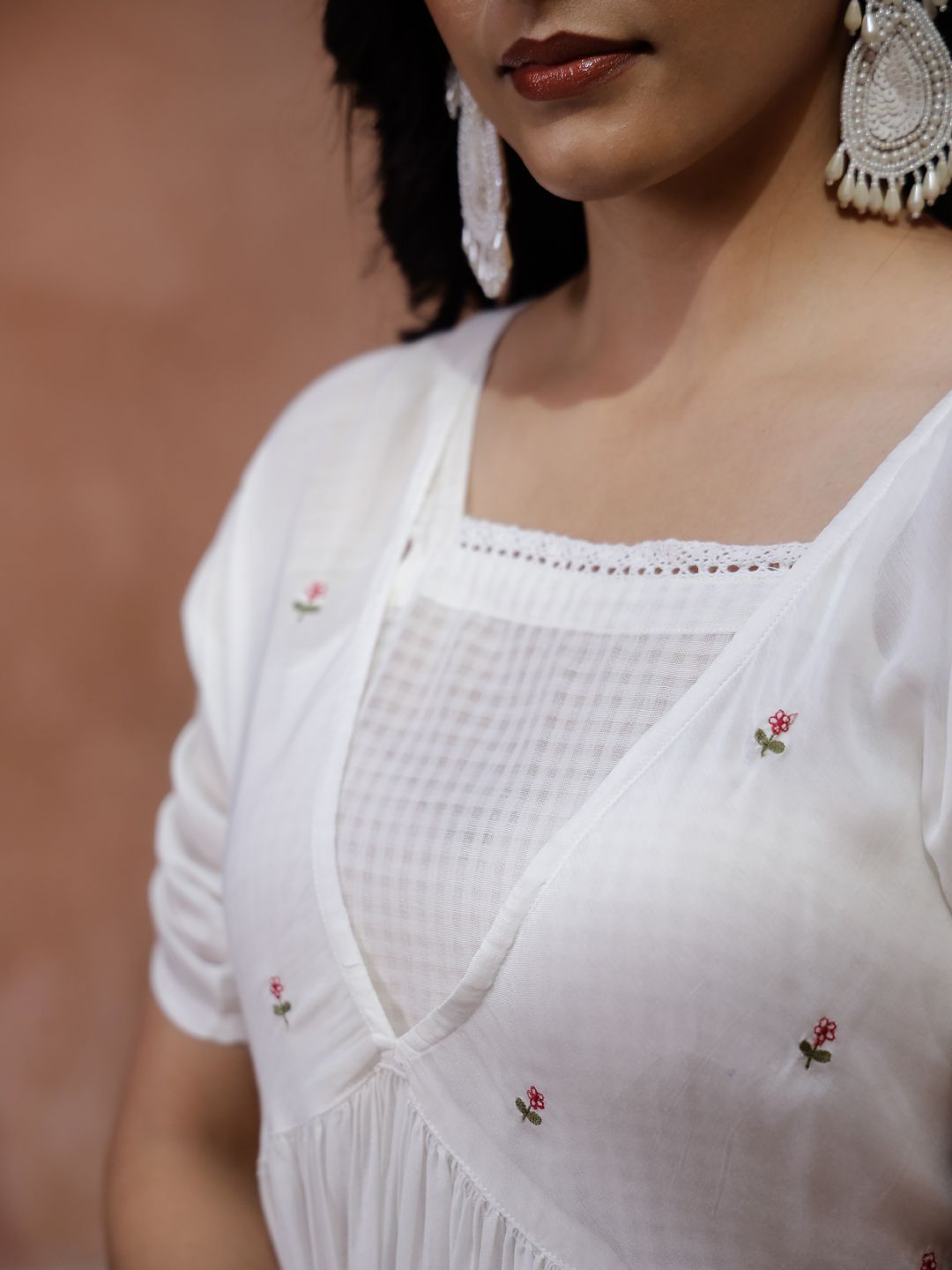 Sangria Floral Embroidered Thread Work Kurta with Trouser - Distacart