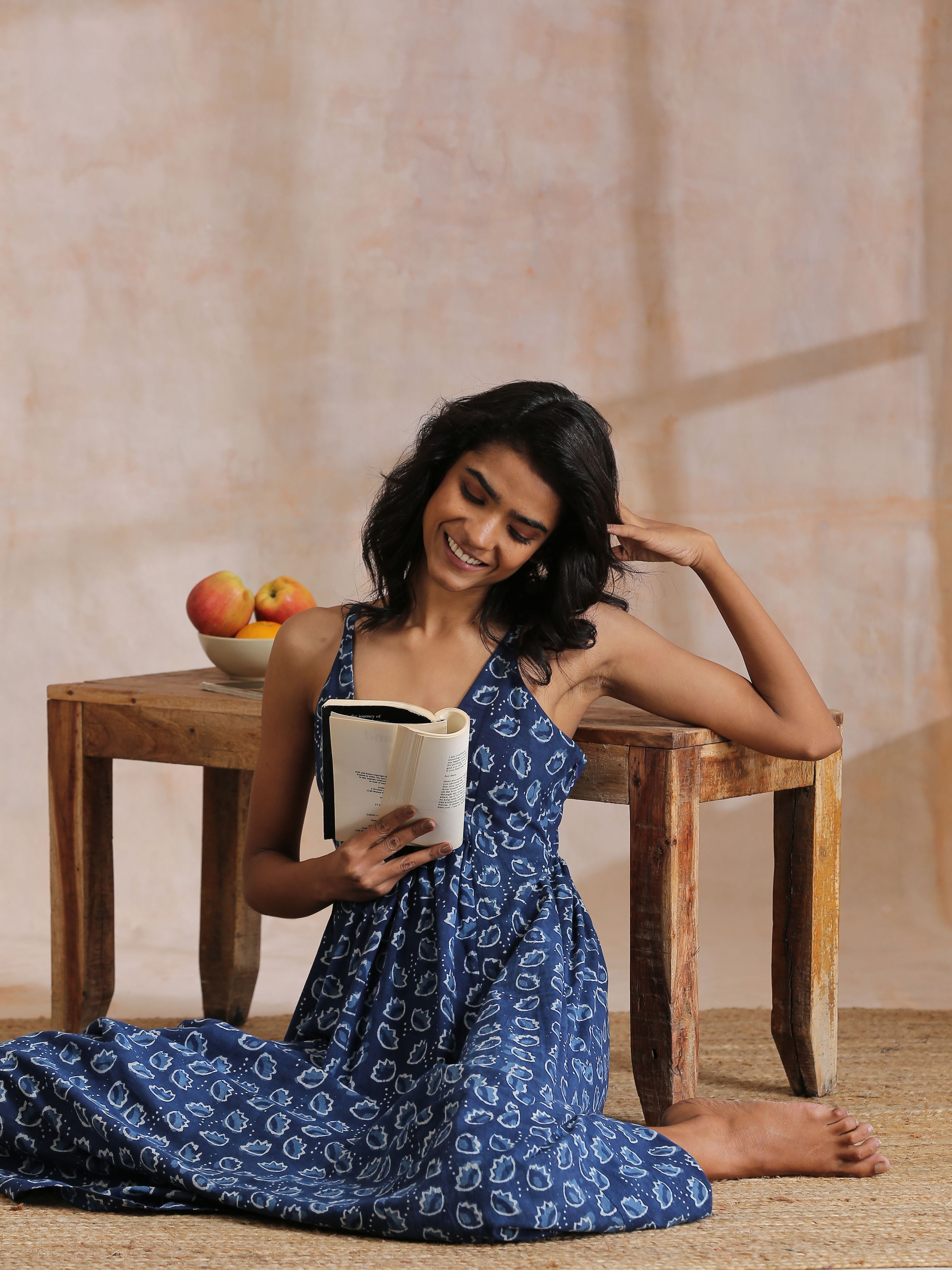 trueBrowns Indigo Dabu Floral Print Cotton Sleeveless Dress | Relove