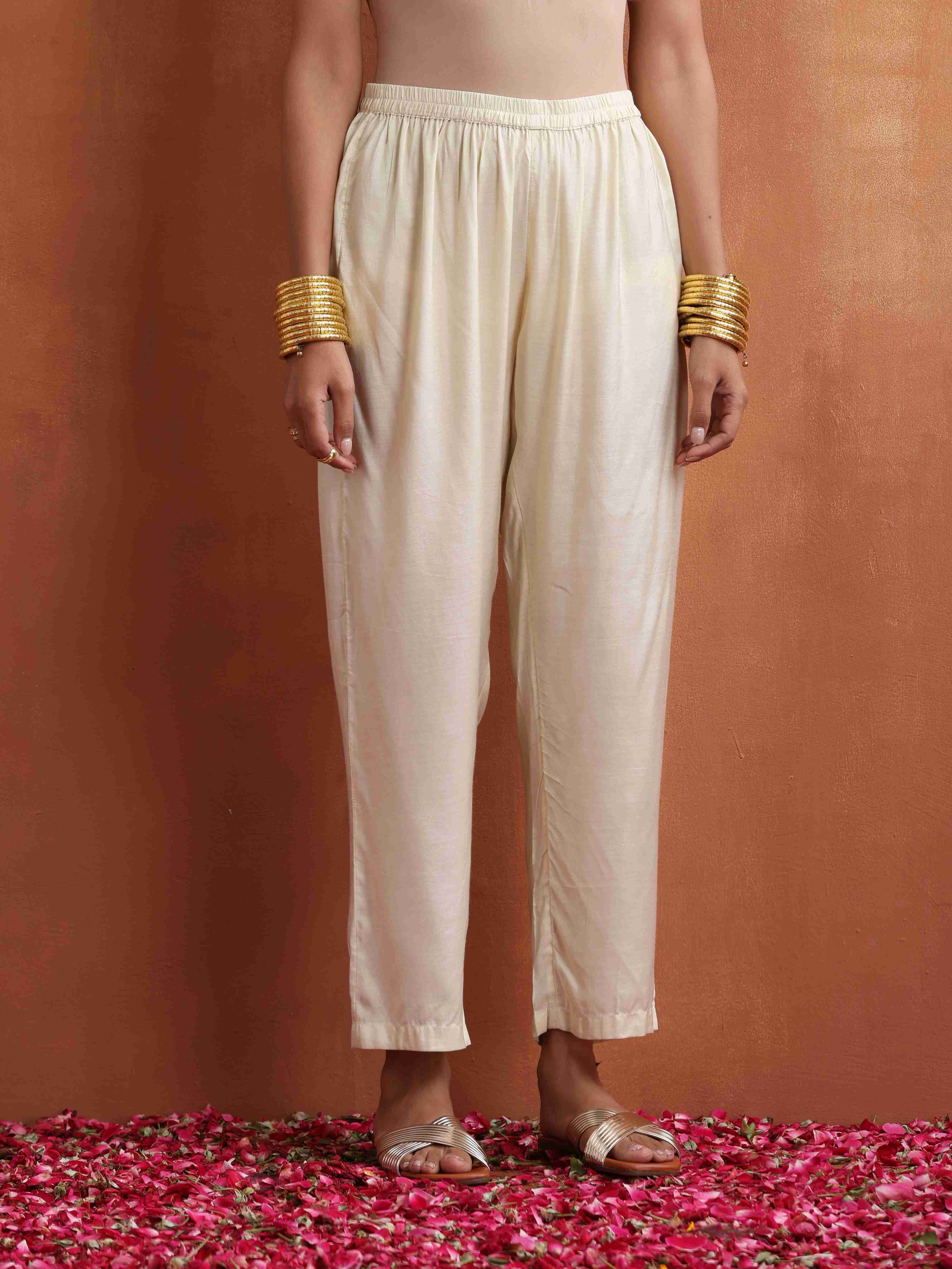 trueBrowns Off White Ikat Print Kurta Set - Distacart
