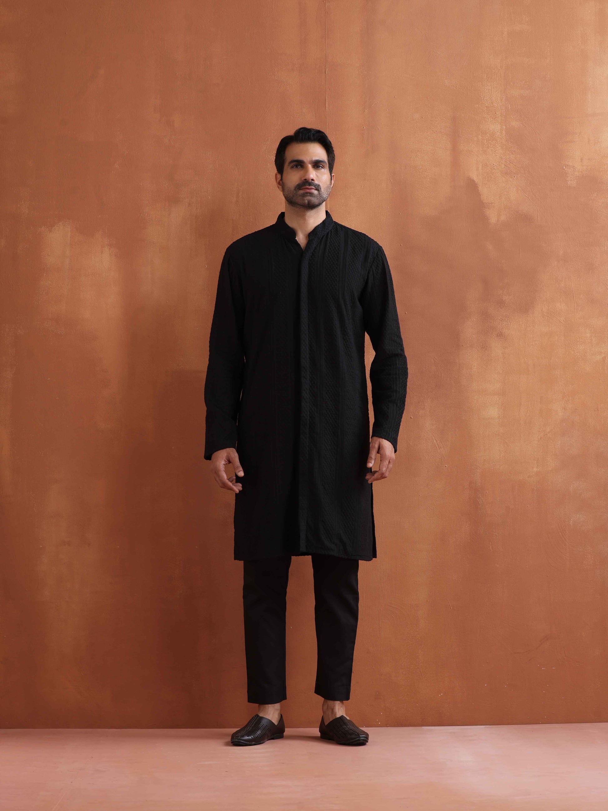 trueBrowns Men's Black Textured Cotton Dobby Front Open Kurta - Distacart