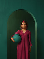 Thumbnail for trueBrowns Maroon Silk Puff Sleeve Kurta Pant Set - Distacart