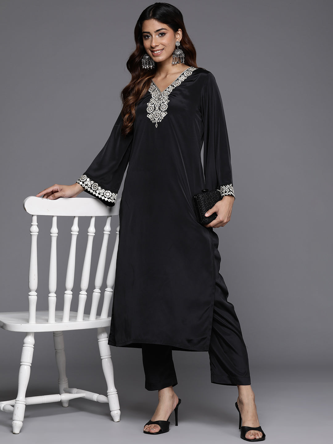 Varanga Women Black Mirror Embroidered Kurta Set - Distacart