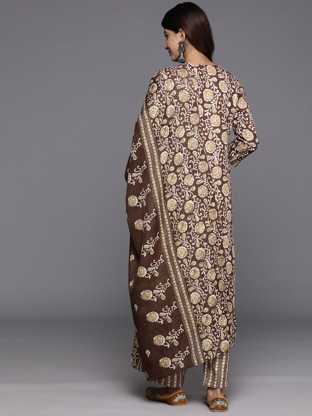 Varanga Women Brown Floral Printed Kurta Paired With Bottom & Dupatta - Distacart