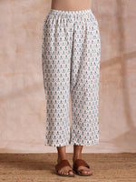 Thumbnail for trueBrowns White With Teal Buta Block Print Cotton Front Neck Gathered Kurta Pant Set - Distacart