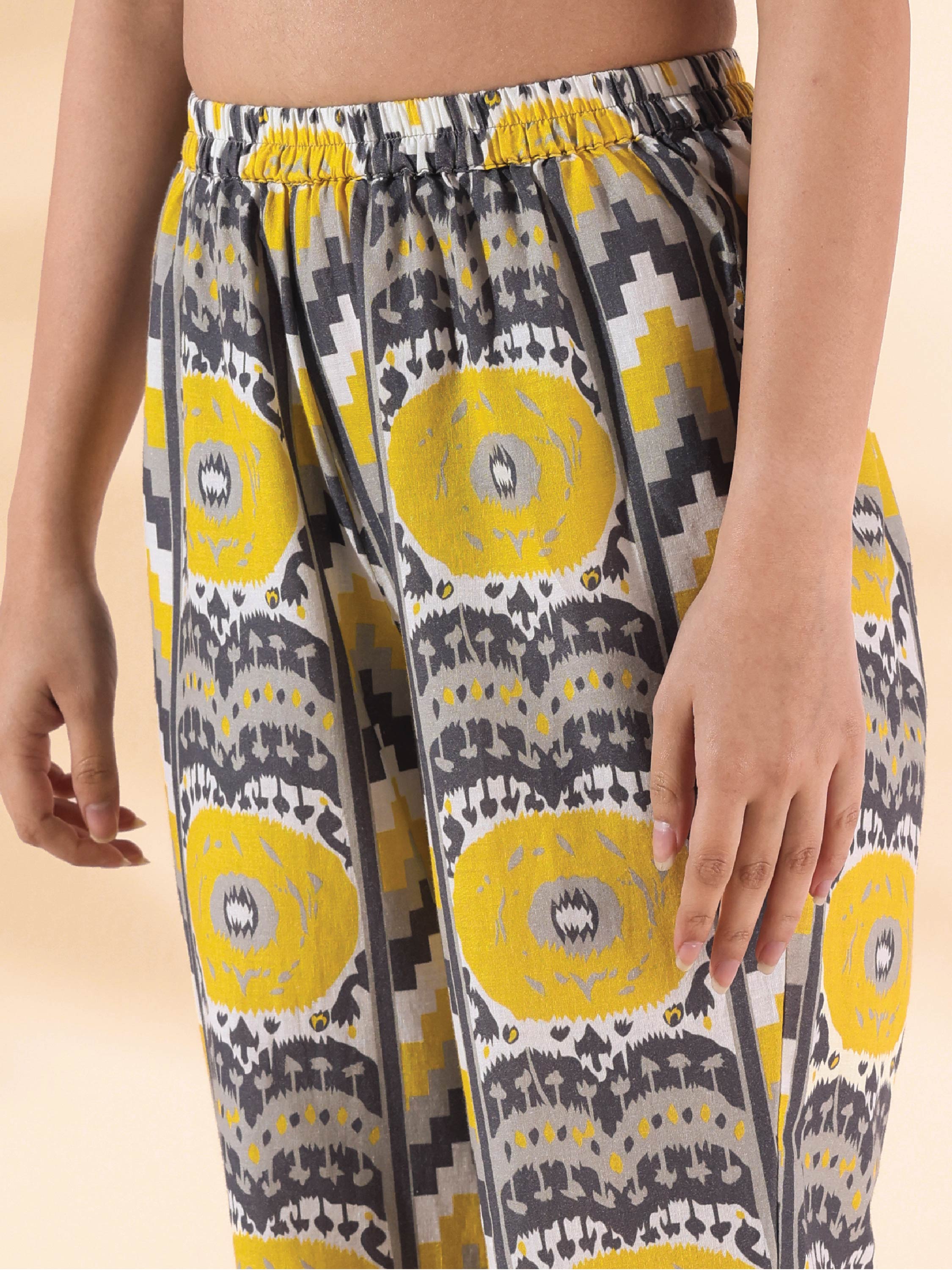 trueBrowns Yellow Cotton Ikat Sleeveless Kurta Pant Set - Distacart