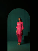 Thumbnail for trueBrowns Pink Floral Viscose Silk Round Neck Co-ord Set - Distacart