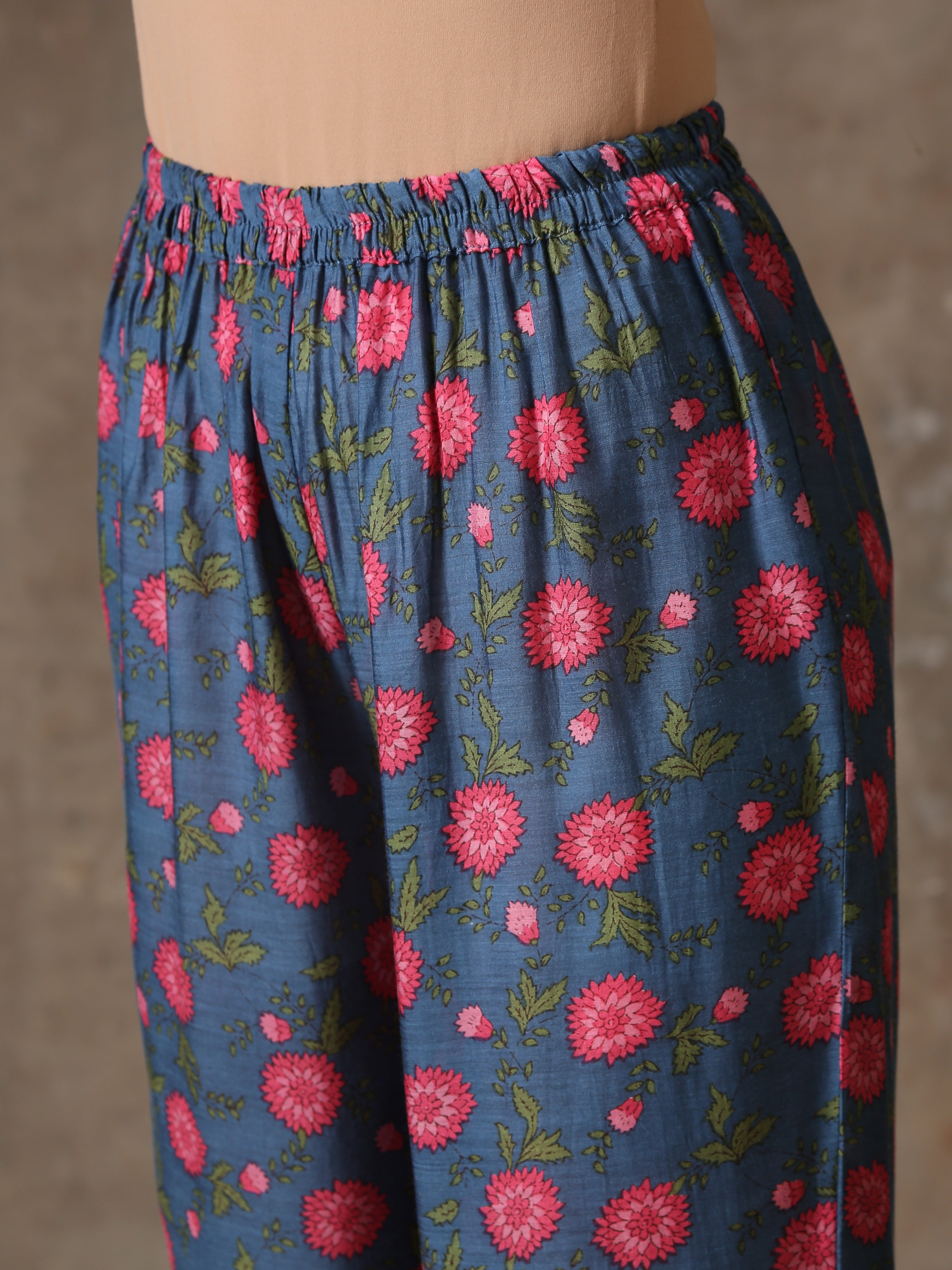 trueBrowns Blue Pink Printed Silk Co-Ord Set - Distacart