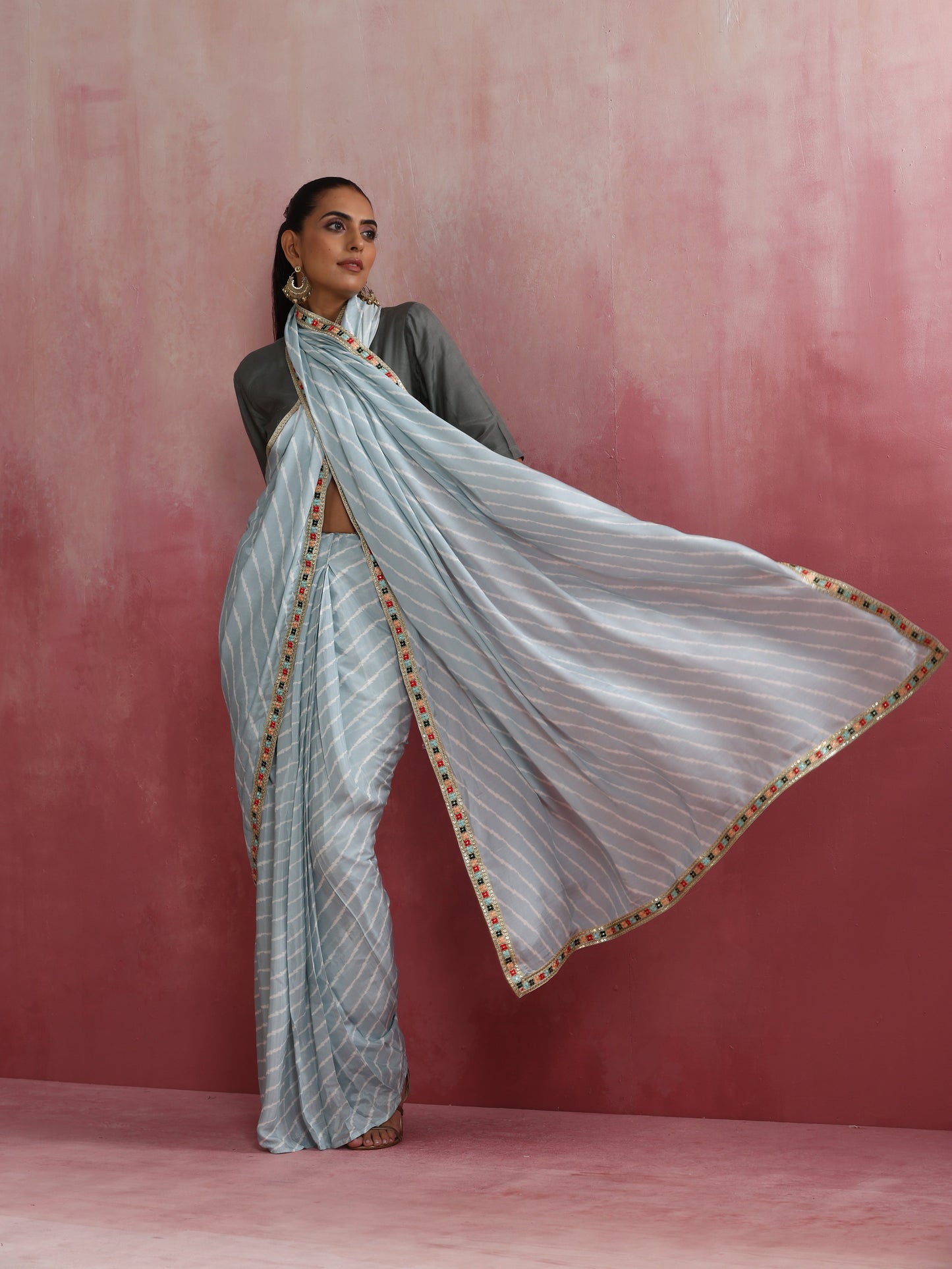 trueBrowns Grey Muslin Silk Saree - Distacart