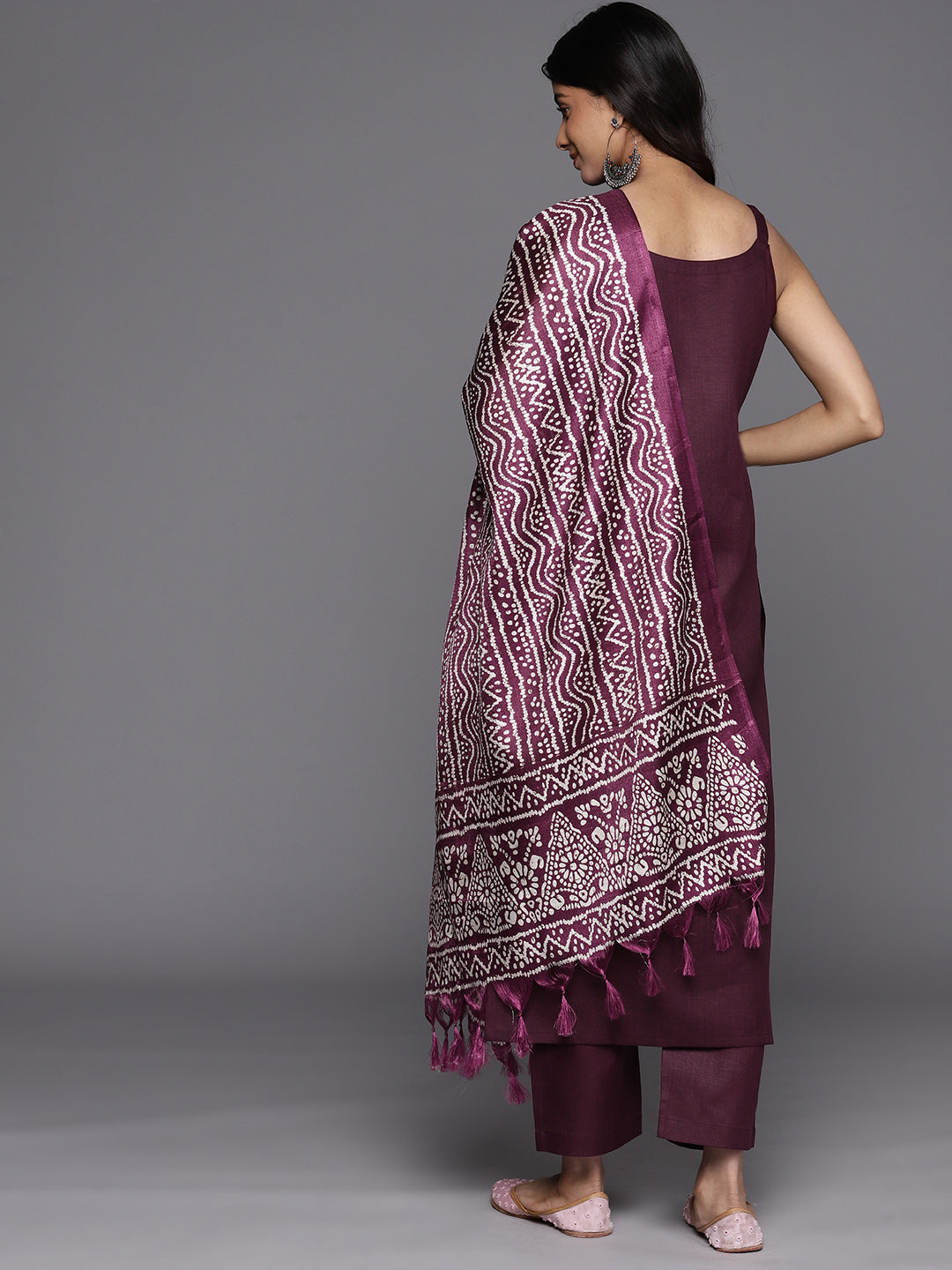 Varanga Women Strap Kurta Paired With Tonal Bottom And Printed Dupatta - Distacart