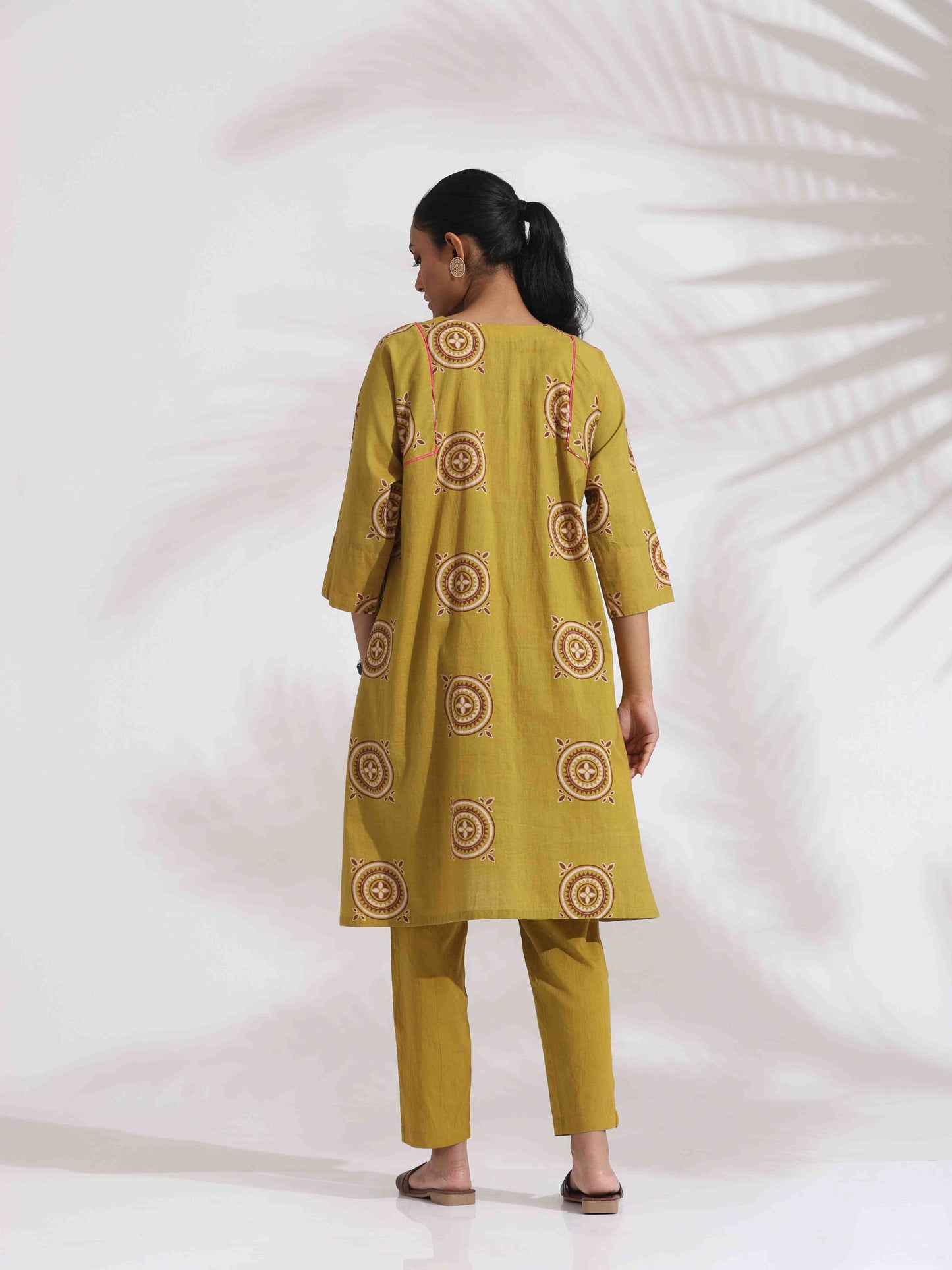 trueBrowns Green Cotton Print Kimono Sleeves Kurta Co-ord Set - Distacart