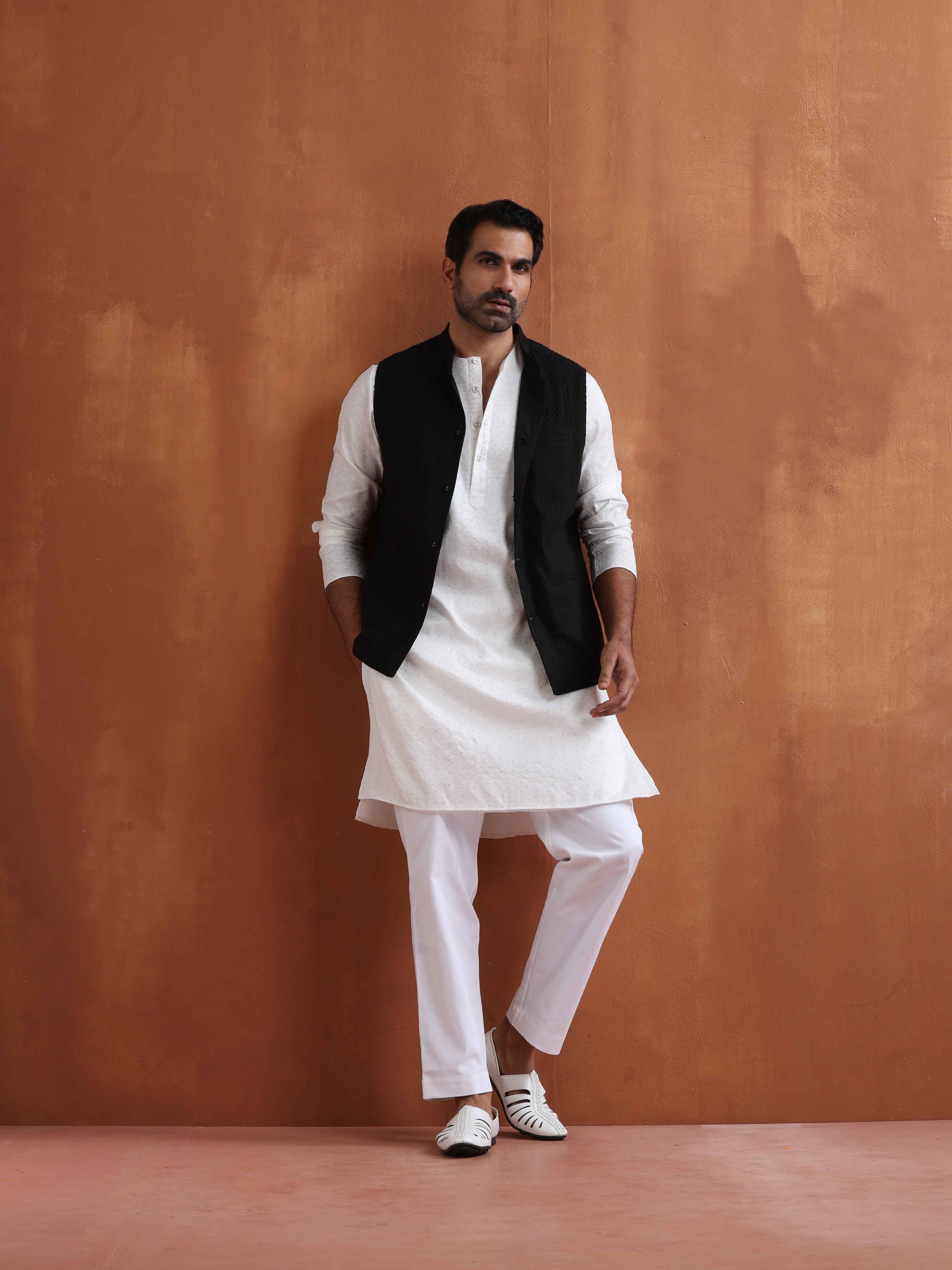 trueBrowns Men's Ivory Sequin Chanderi Kurta