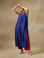Thumbnail for trueBrowns Blue Textured Silk Sleeveless Kurta Pant Set - Distacart