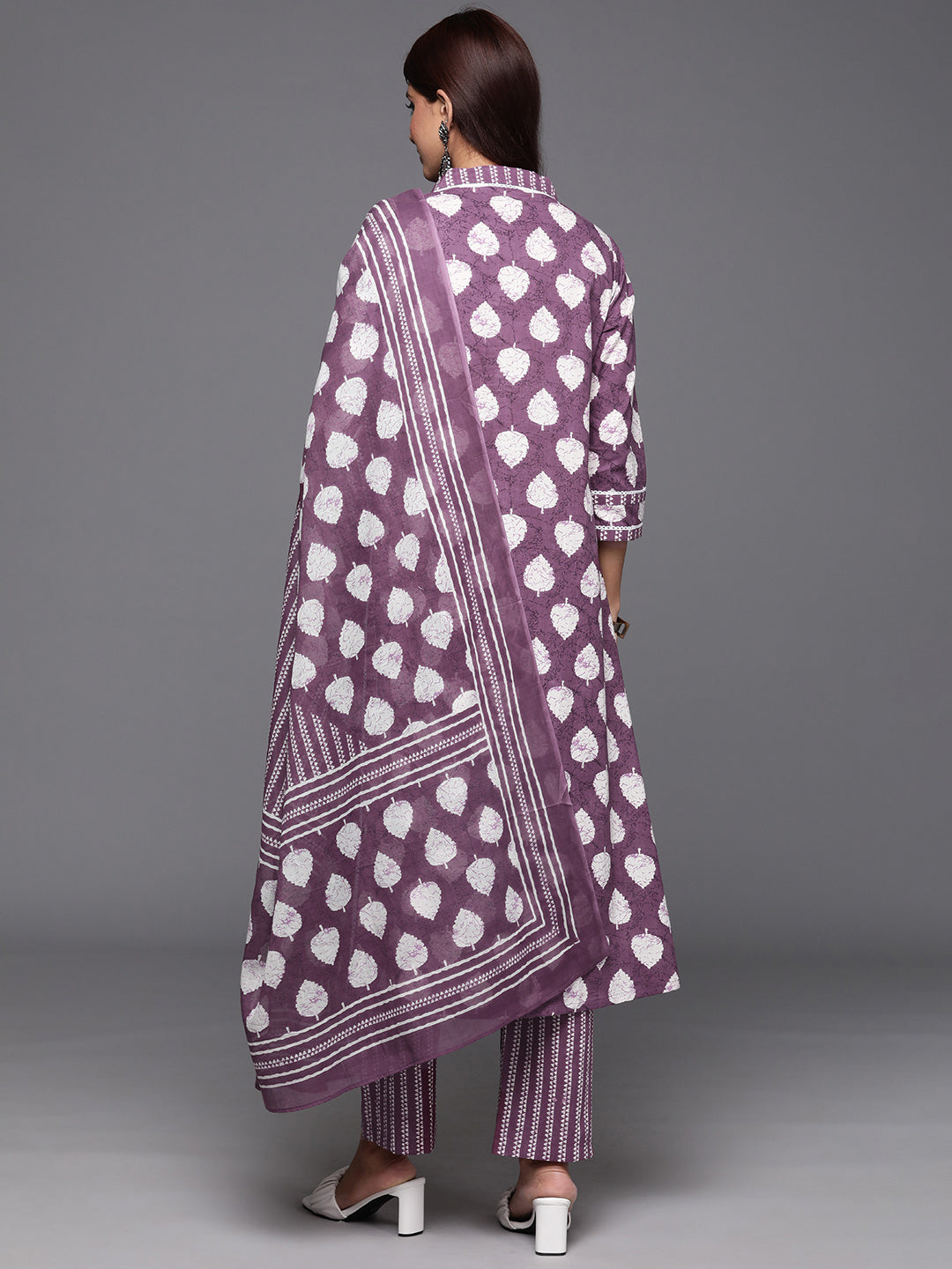 Varanga Women Floral Printed Straight Kurta With Tonal Printed Bottom And Dupatta - Distacart