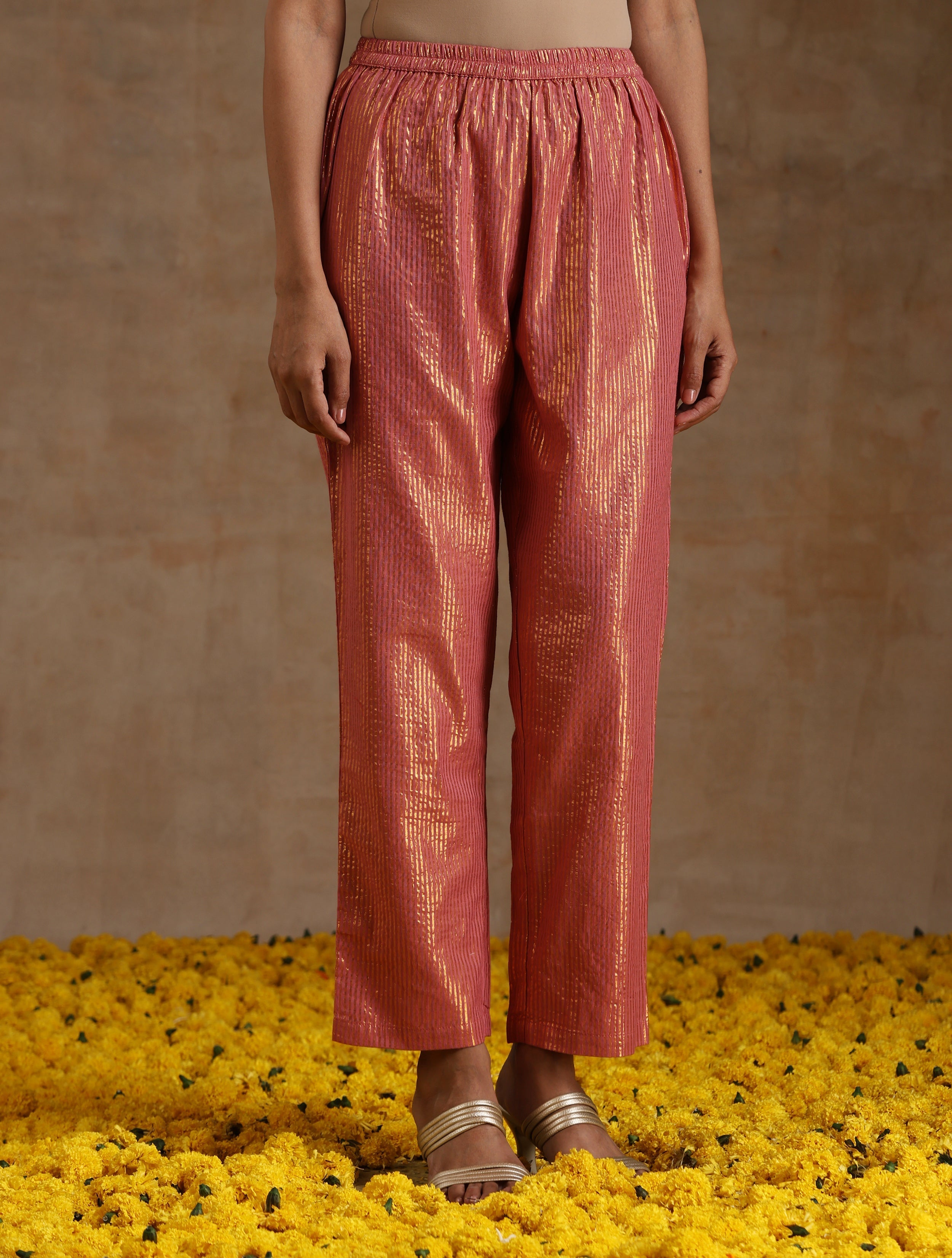 trueBrowns Blush Gold Cotton Relaxed High-Low Kurta Set - Distacart
