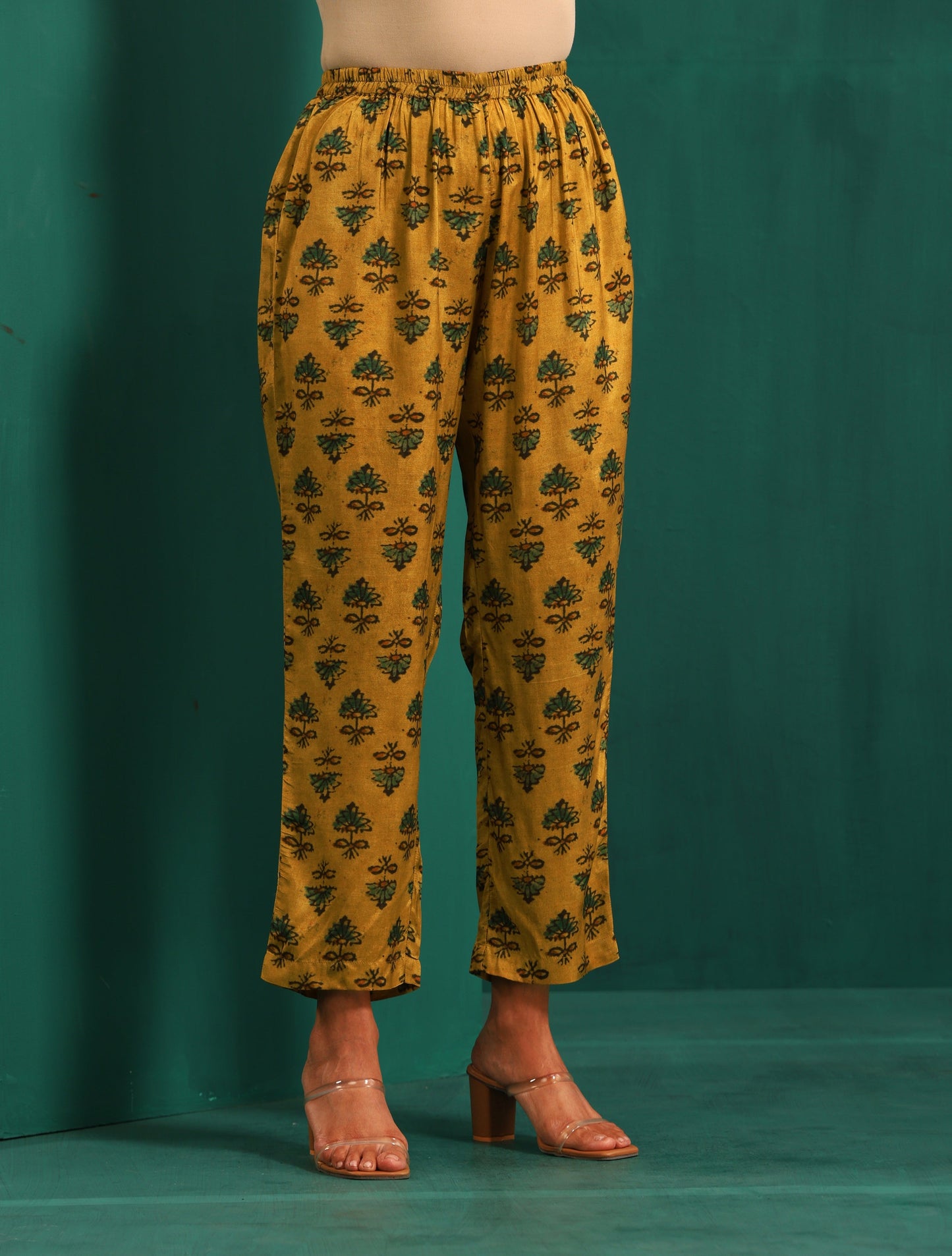 trueBrowns Mustard Flower Stem Muslin Silk Printed Relaxed Co-ord Set - Distacart
