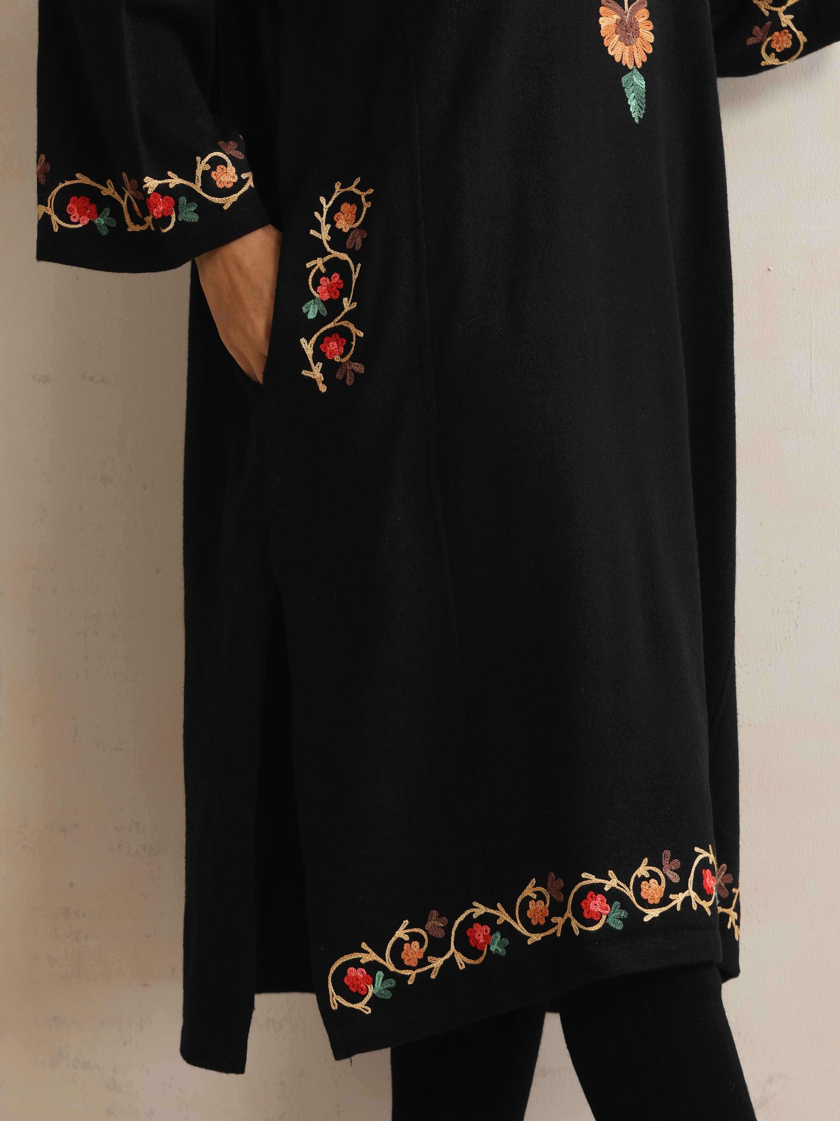trueBrowns Black Kashmiri Floral Embroidered Woollen Phiran Kurta - Distacart