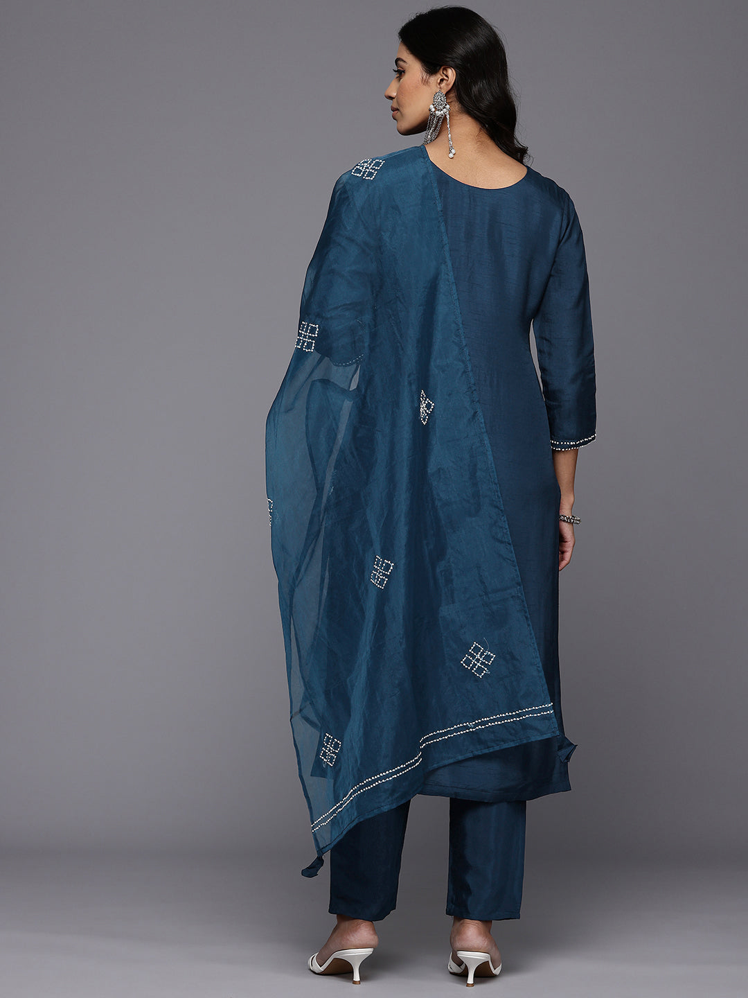 Varanga Women Navy Blue Hand Embroidered Straight Kurta With Trousers And Embroidered Dupatta - Distacart