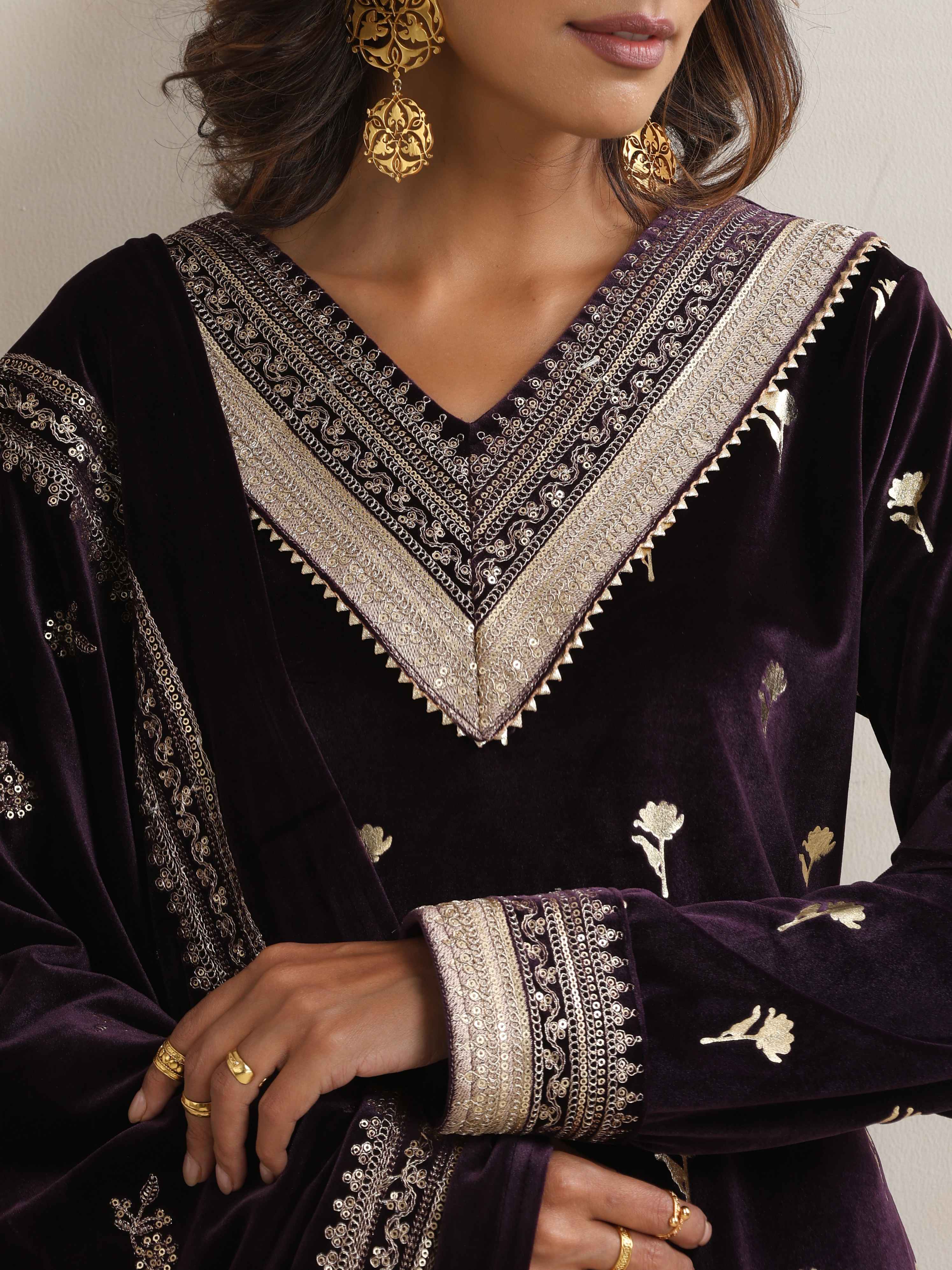 trueBrowns Wine Velvet Floral Embroidered Kurta Pant Dupatta Set - Distacart
