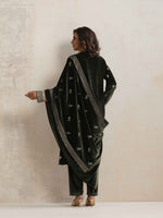 Thumbnail for trueBrowns Green Velvet Floral Embroidered Kurta Pant Dupatta Set - Distacart