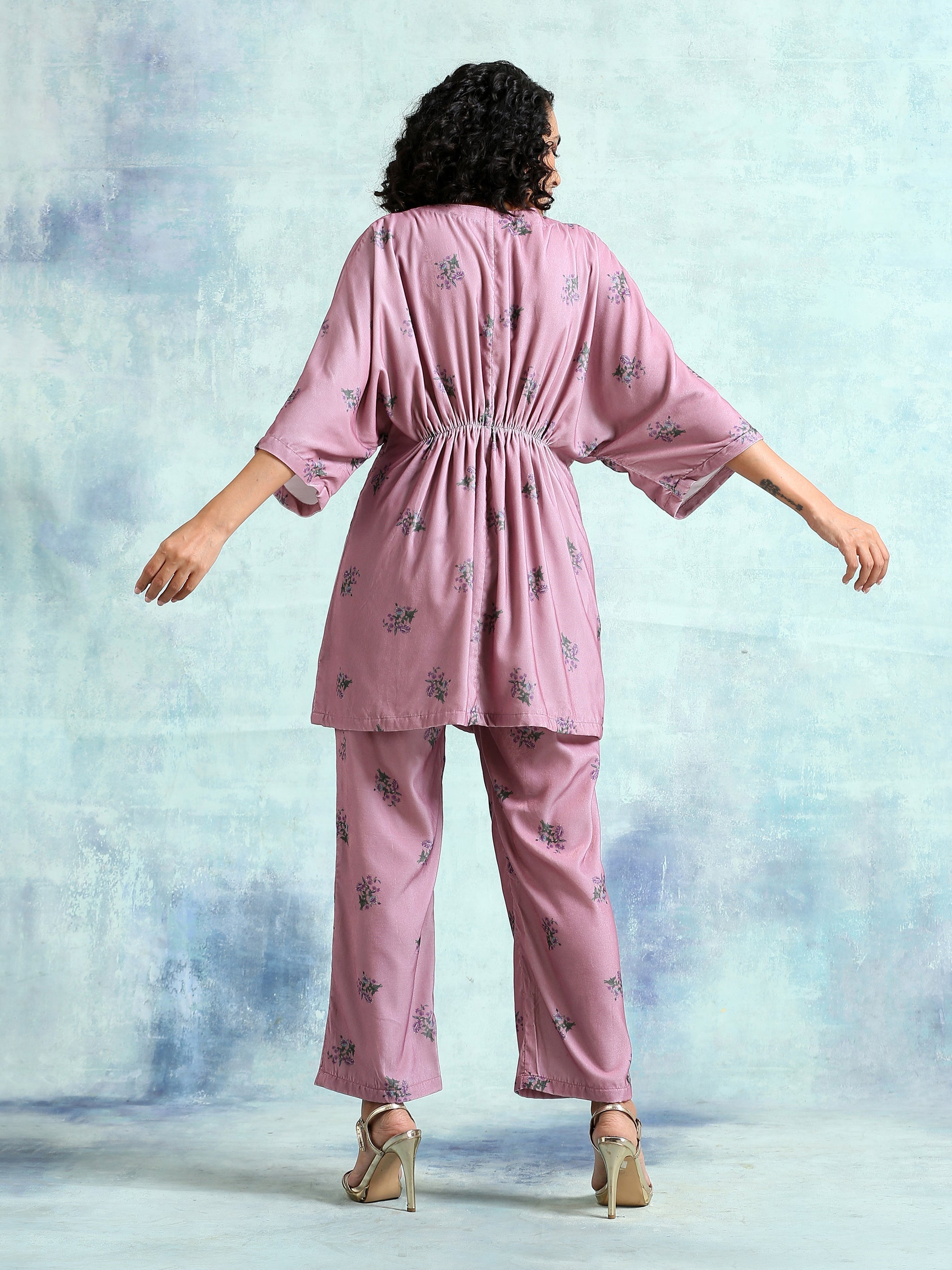 trueBrowns Light Mauve Printed Velvet Co-Ord Set - Distacart