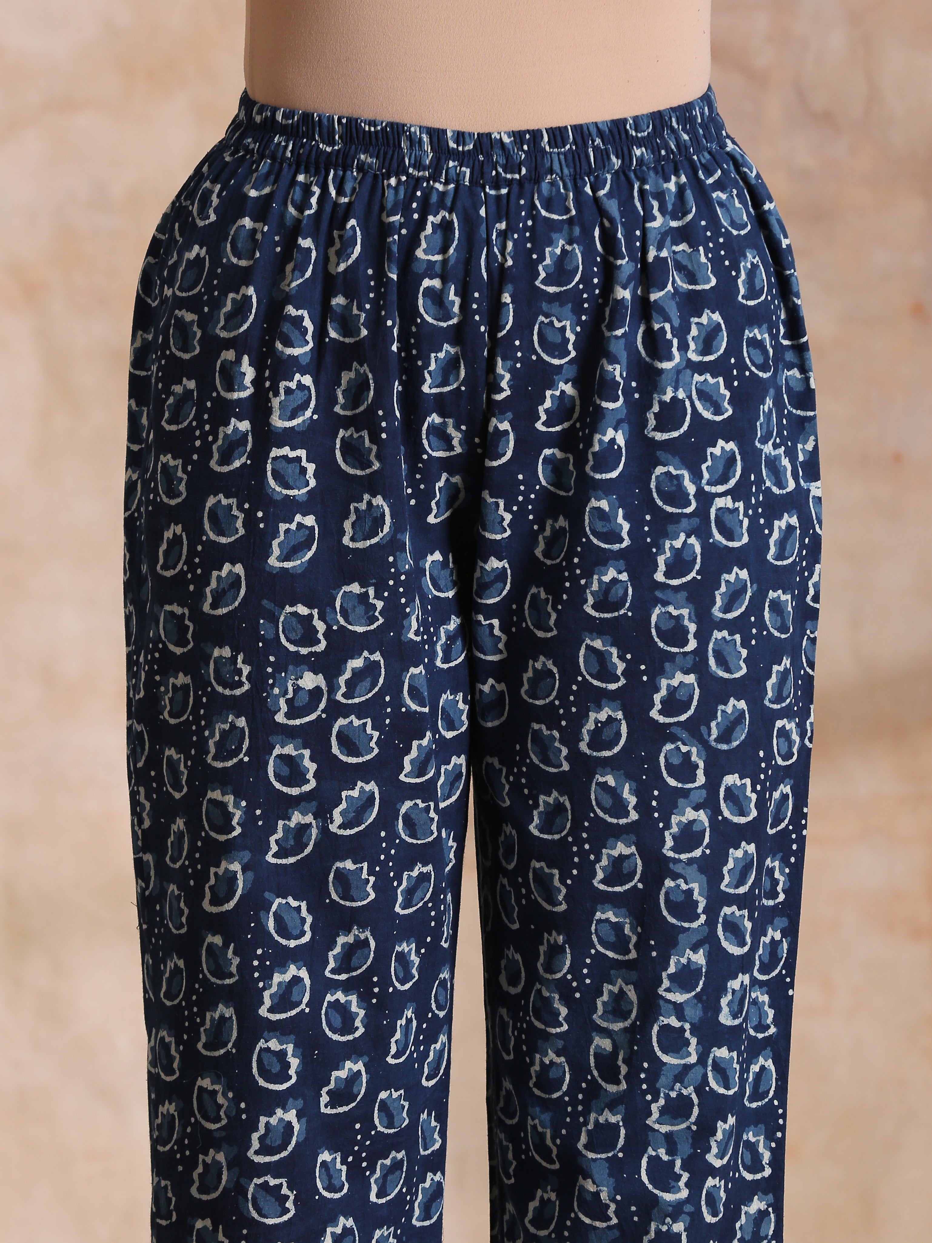 trueBrowns Indigo Dabu Zig-Zag Lines Print Cotton Flared Kurta Pant Set - Distacart