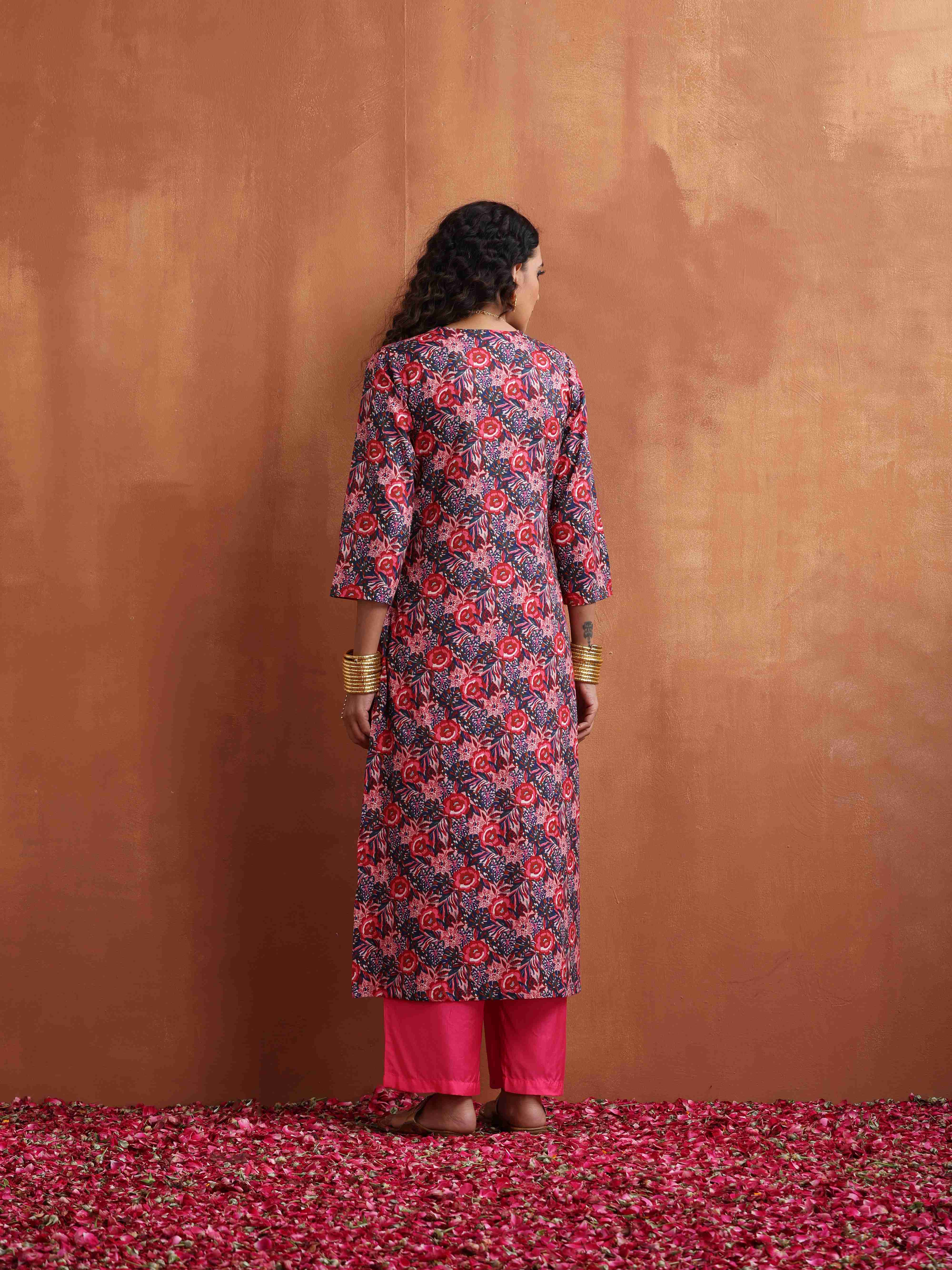 trueBrowns Pink Print High Slit Kurta Set - Distacart