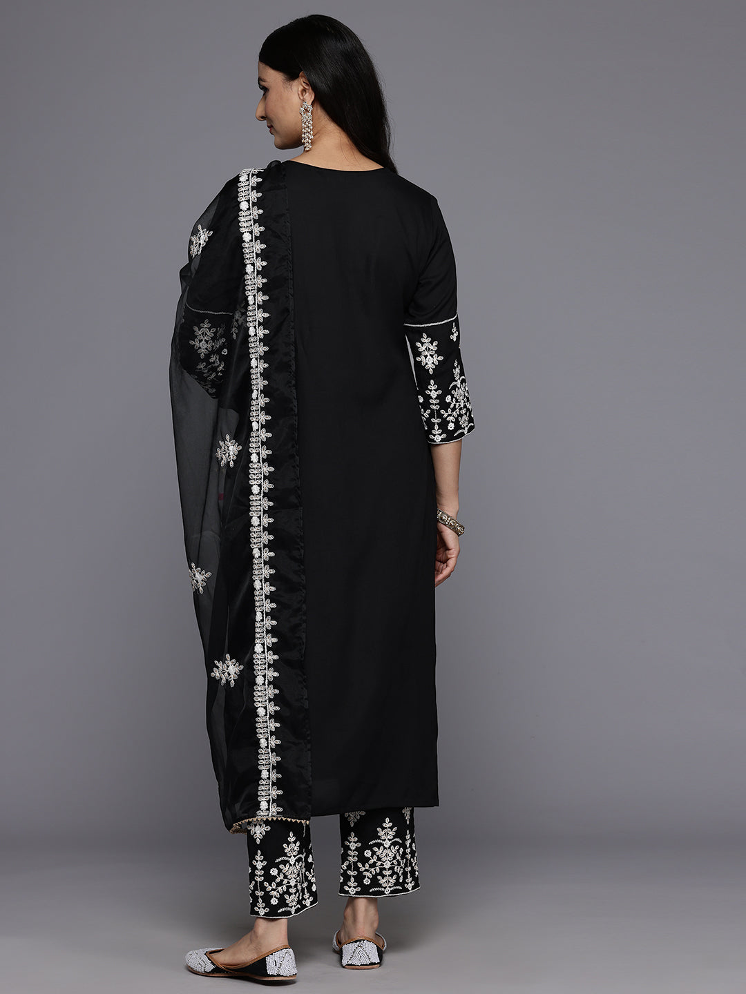 Varanga Women Black Round Neck Thread Embroidered Kurta Paired With Bottom And Dupatta - Distacart
