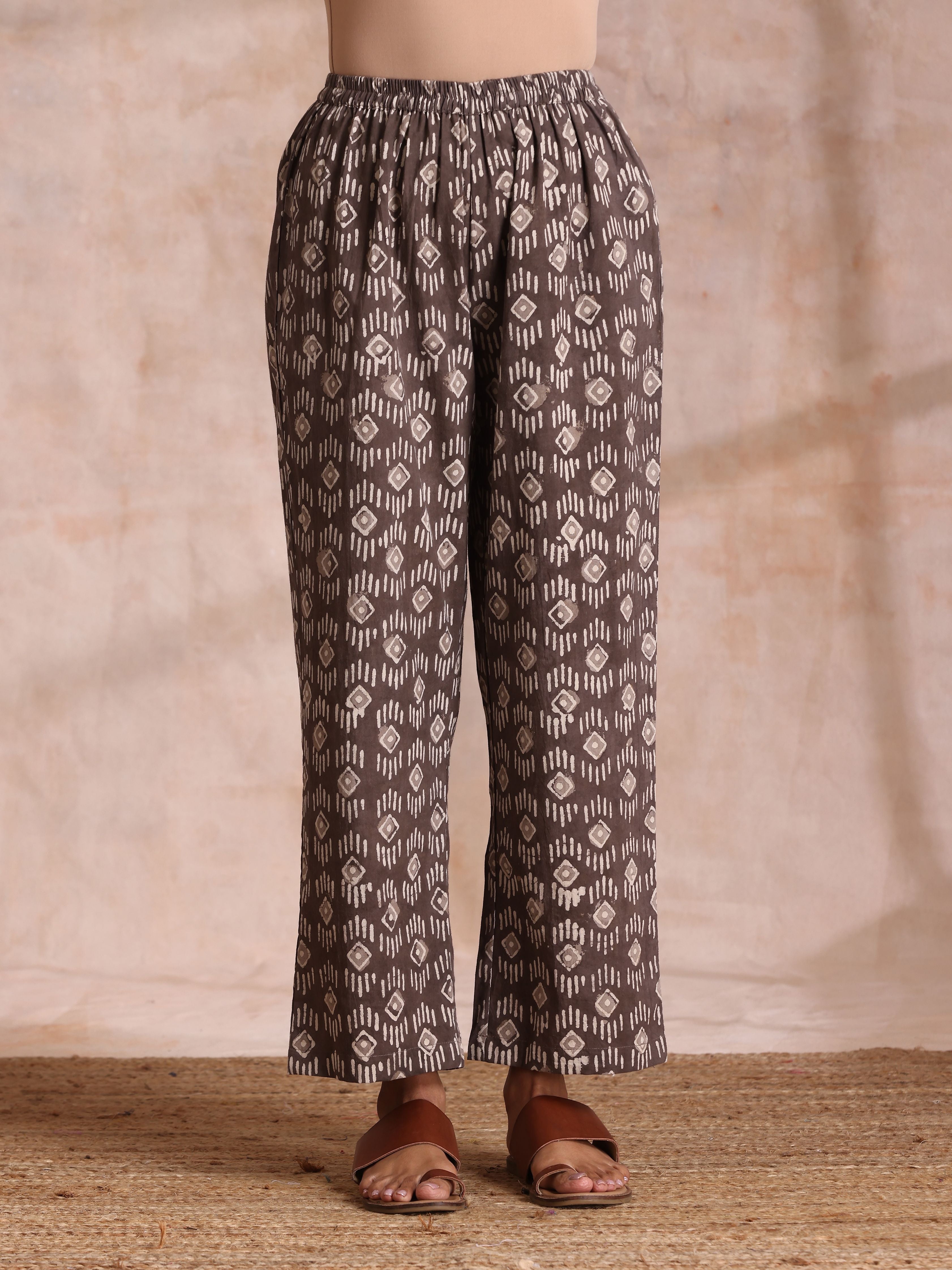 trueBrowns Clay Dabu Geometric Print Cotton Pleated Co-Ord Set - Distacart