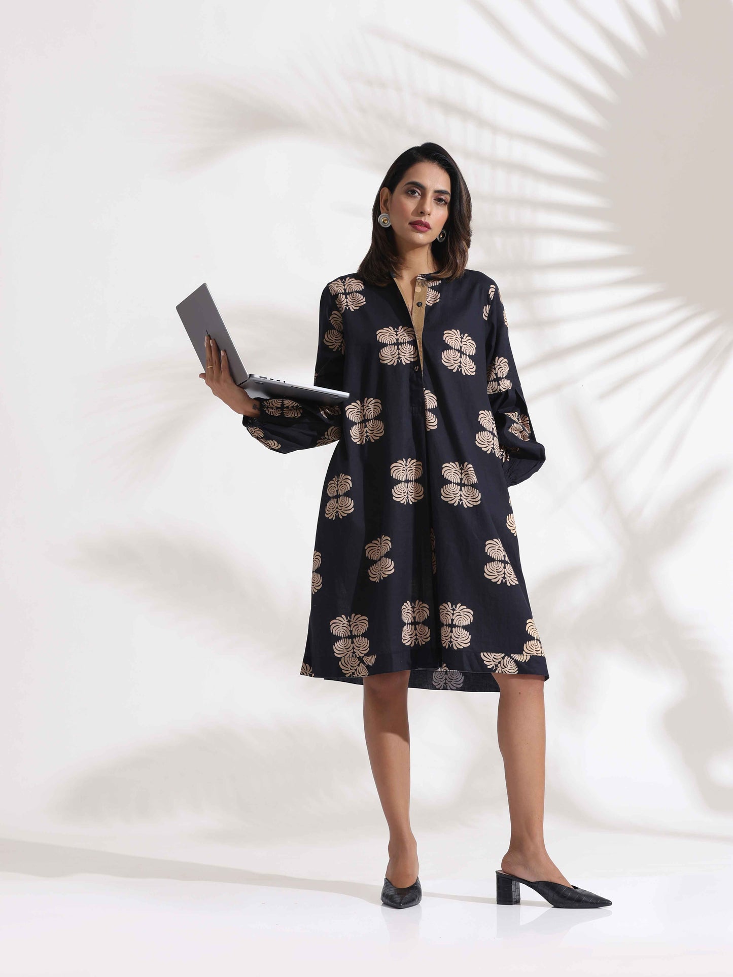 trueBrowns Black Cotton Print Short Dress - Distacart